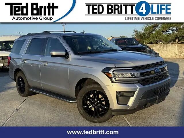 2023 Ford Expedition XLT — photo 1 of 24