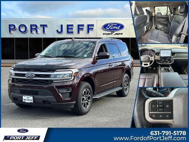 2023 Ford Expedition XLT — photo 1 of 12