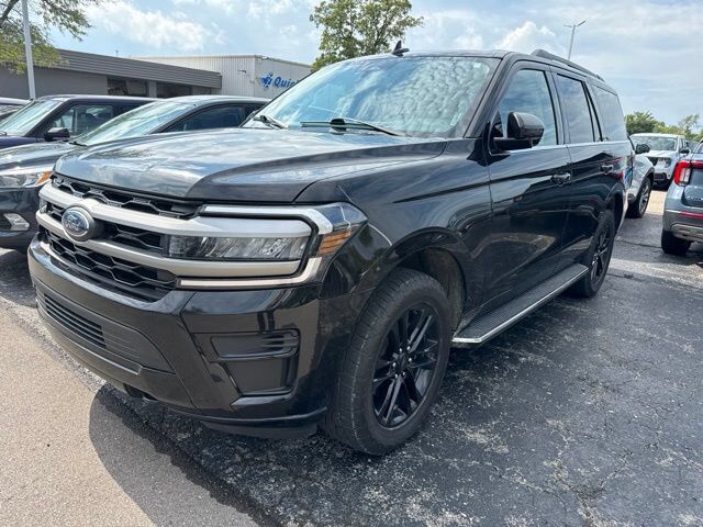 2023 Ford Expedition XLT — photo 1 of 1