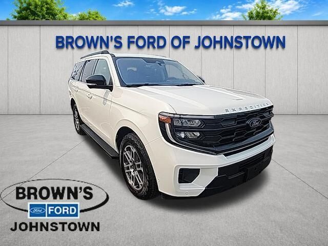 2025 Ford Expedition Active — photo 1 of 14