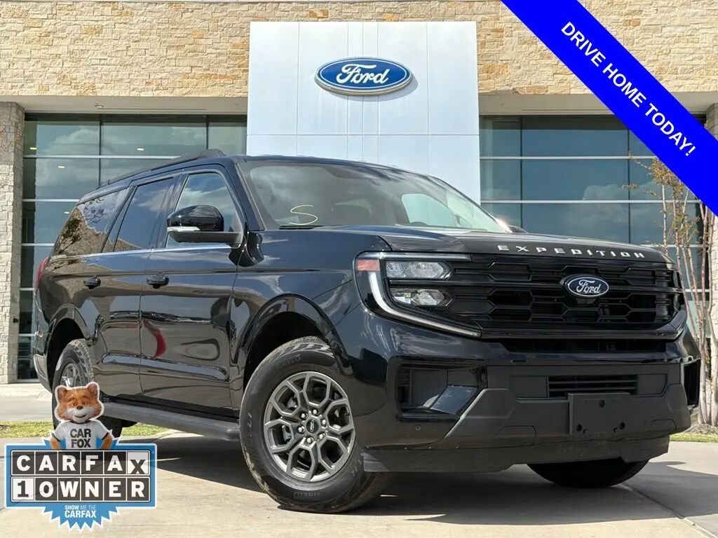 2026 Ford Expedition Active — photo 1 of 13