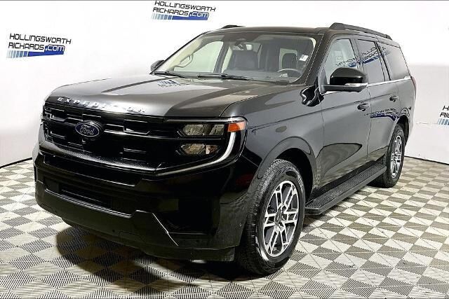 2025 Ford Expedition Active — photo 1 of 26