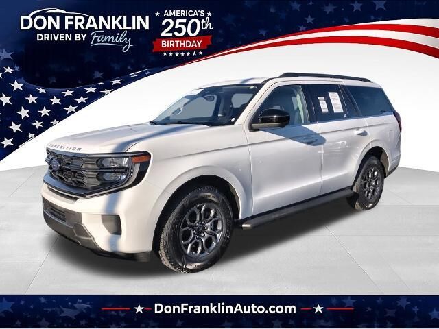 2025 Ford Expedition Active — photo 1 of 28
