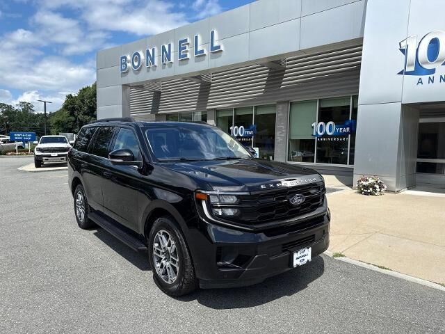 2025 Ford Expedition Active — photo 1 of 26