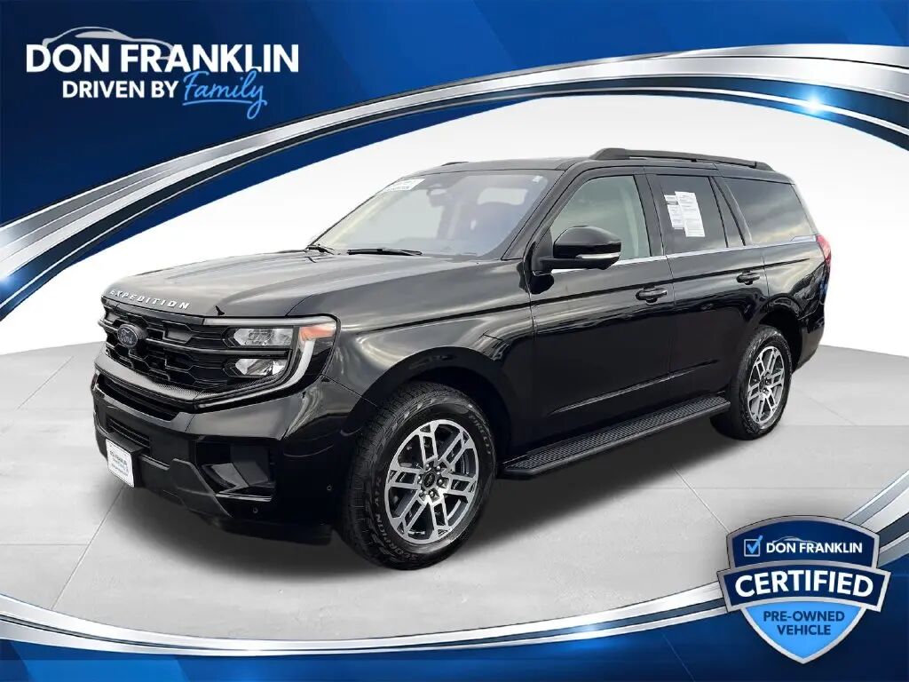 2025 Ford Expedition Active — photo 1 of 13