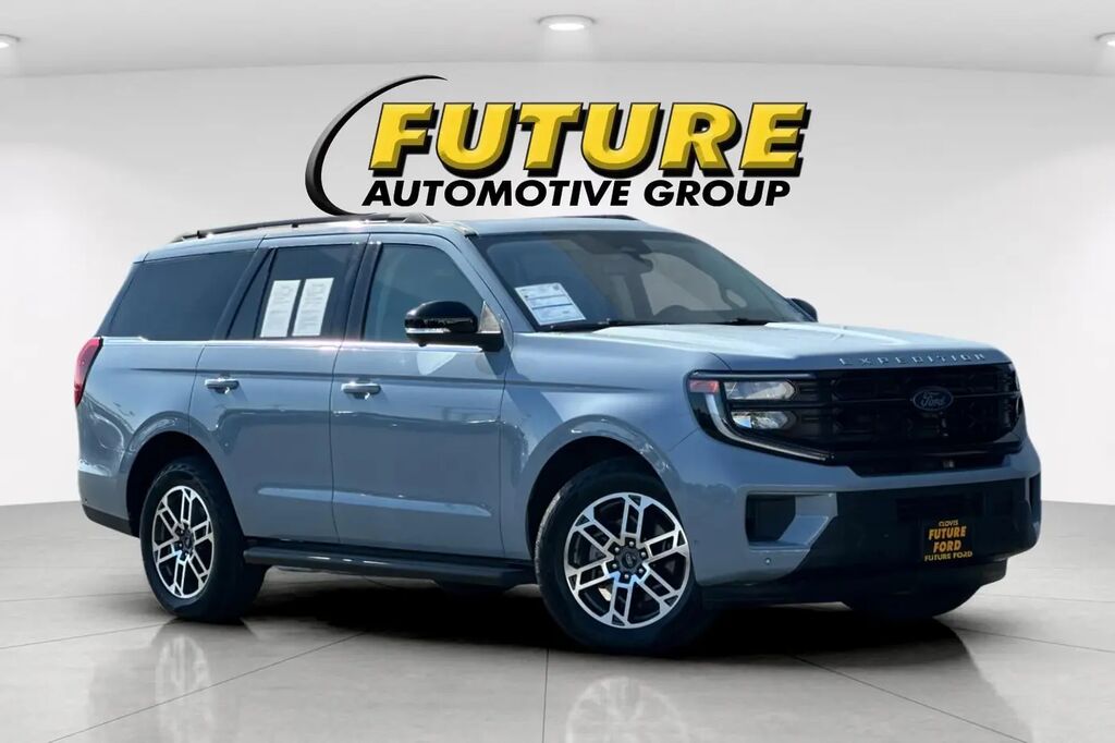 2025 Ford Expedition Active — photo 1 of 13