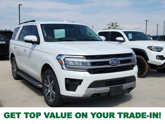 2023 Ford Expedition XLT — photo 1 of 17