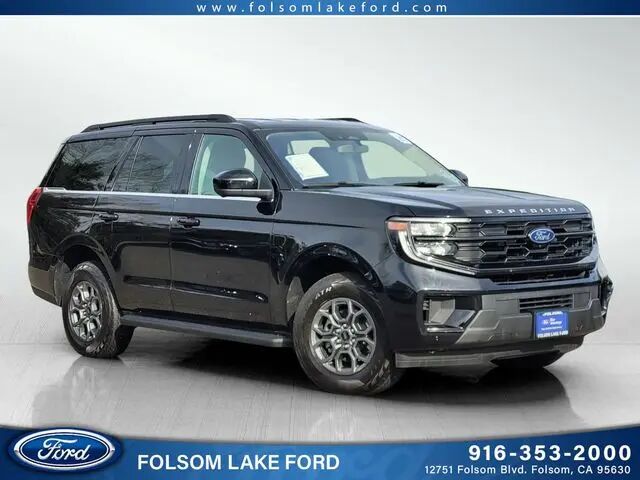 2025 Ford Expedition Active — photo 1 of 12