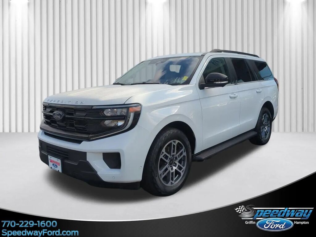 2025 Ford Expedition Active — photo 1 of 13