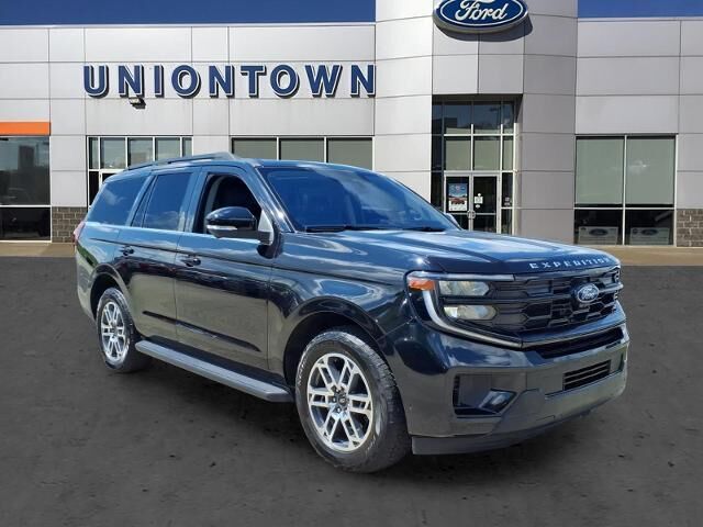 2025 Ford Expedition Active — photo 1 of 13