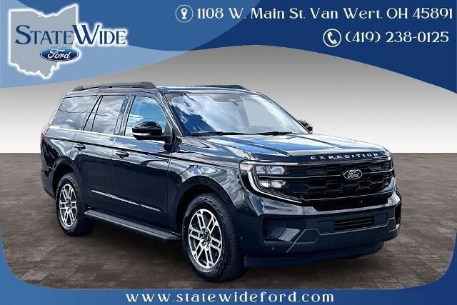 2025 Ford Expedition Active — photo 1 of 13