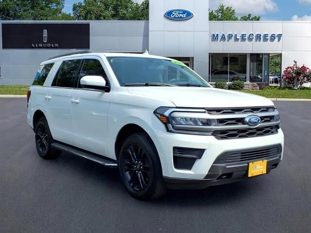 2023 Ford Expedition XLT — photo 1 of 24