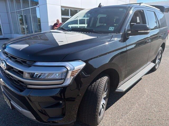 2023 Ford Expedition XLT