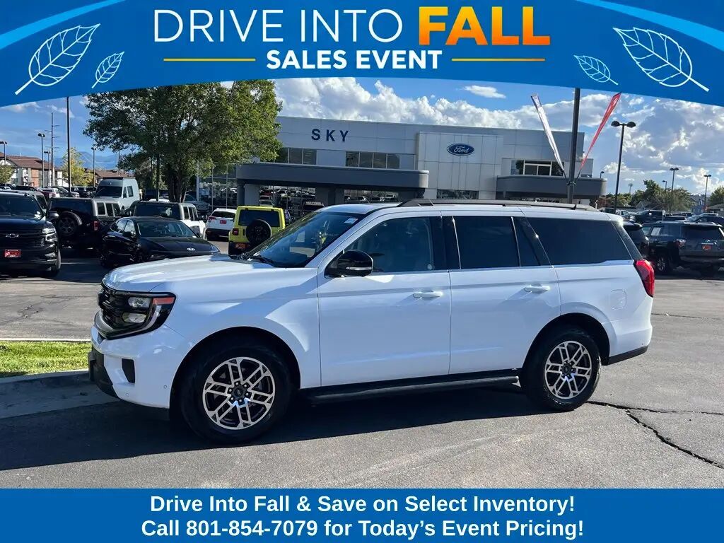 2025 Ford Expedition Active — photo 1 of 13