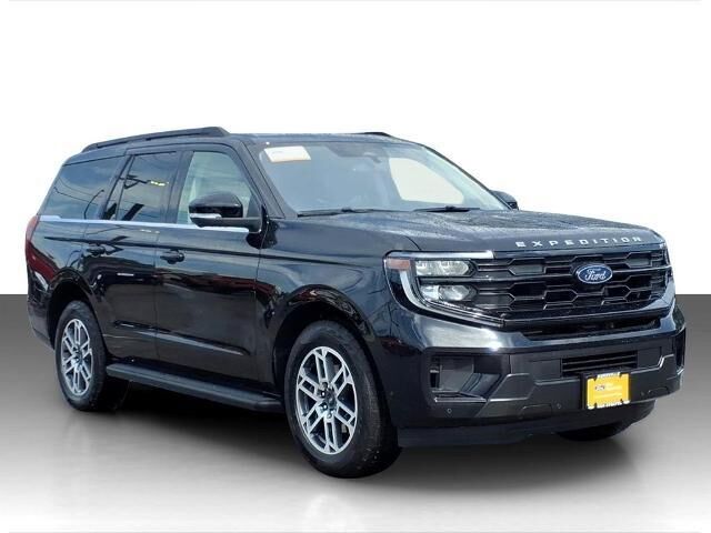 2025 Ford Expedition Active — photo 1 of 13