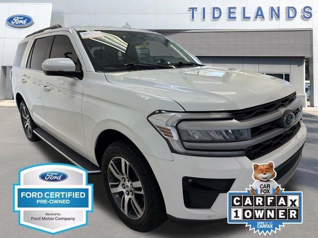 2023 Ford Expedition XLT — photo 1 of 26