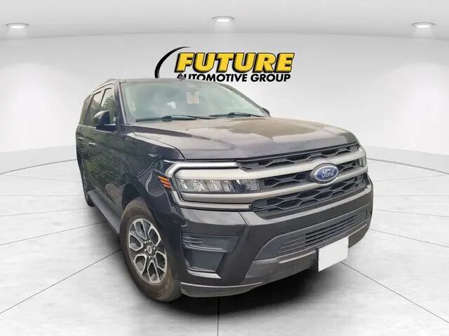 2024 Ford Expedition XLT — photo 1 of 13
