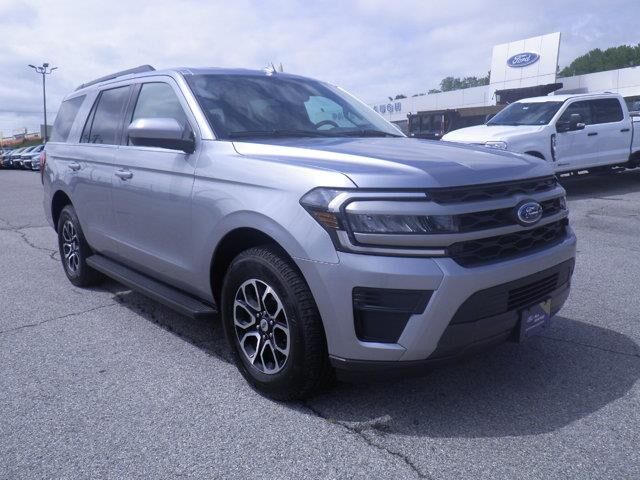 2024 Ford Expedition XLT — photo 1 of 13