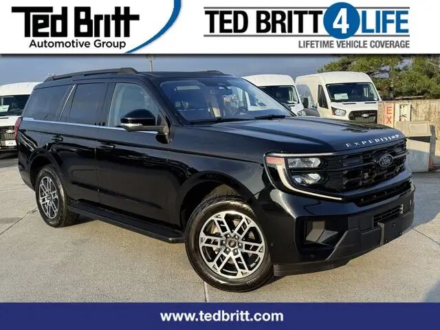2025 Ford Expedition Active — photo 1 of 13