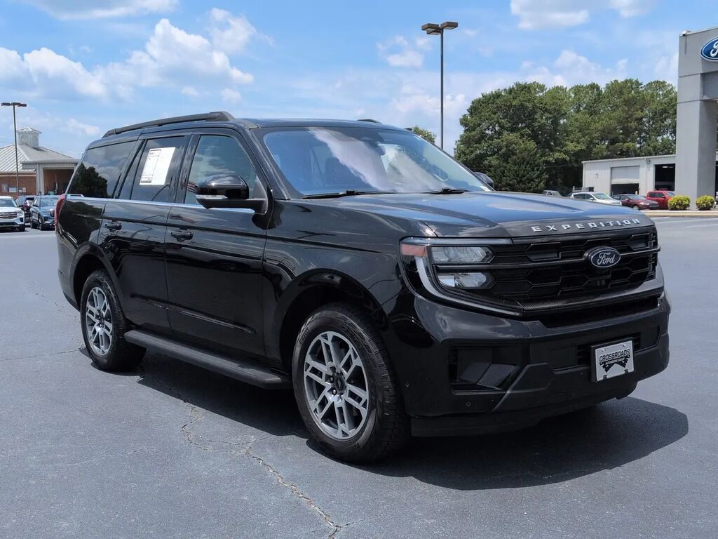 2025 Ford Expedition Active — photo 1 of 27