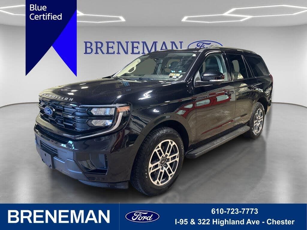 2025 Ford Expedition Active — photo 1 of 2