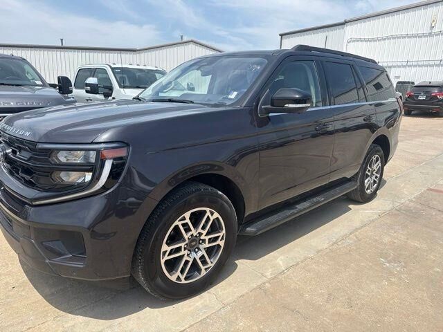 2025 Ford Expedition Active — photo 1 of 39
