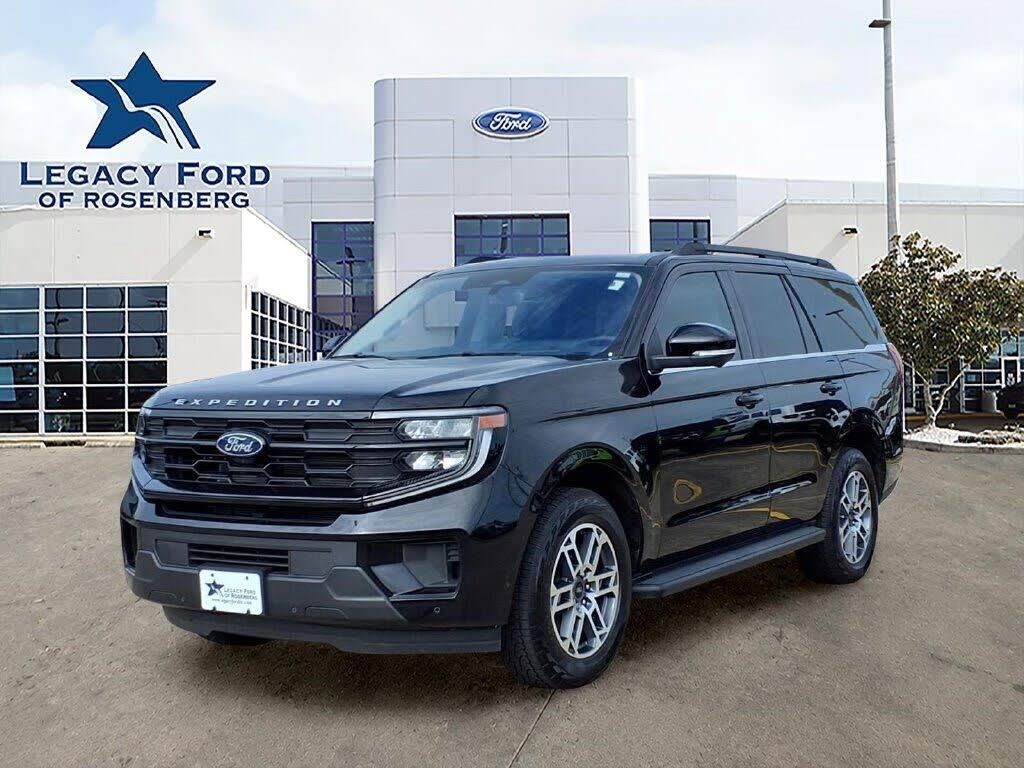 2025 Ford Expedition Active — photo 1 of 1