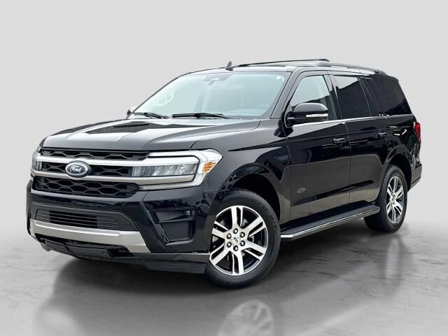 2023 Ford Expedition XLT — photo 1 of 26