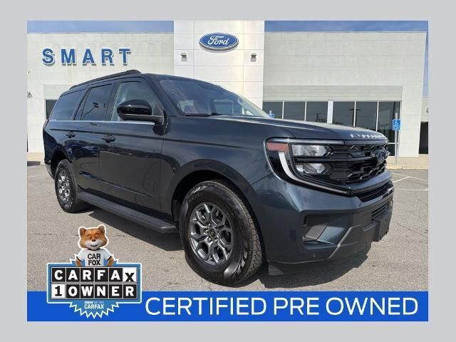2025 Ford Expedition Active — photo 1 of 13