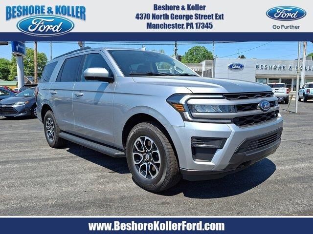 2022 Ford Expedition XLT — photo 1 of 13