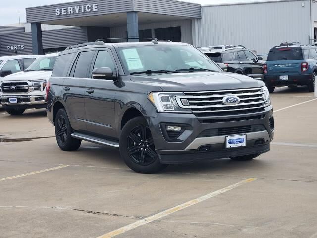 2021 Ford Expedition XLT — photo 1 of 13