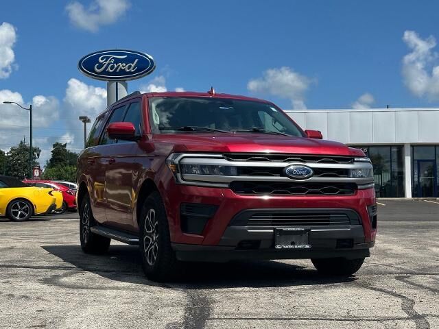 2022 Ford Expedition XLT — photo 1 of 26