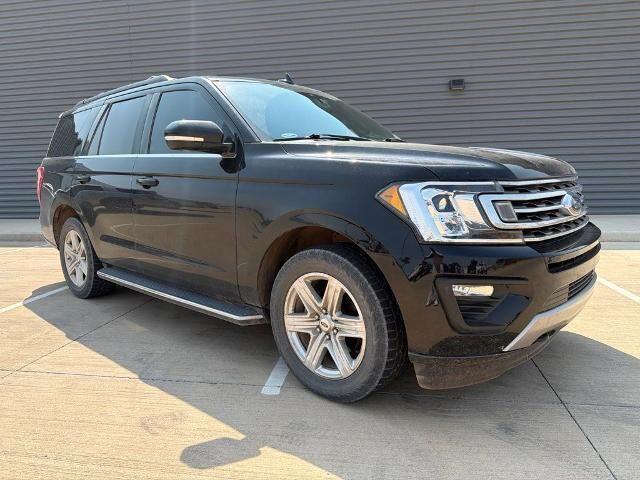 2018 Ford Expedition XLT — photo 1 of 13