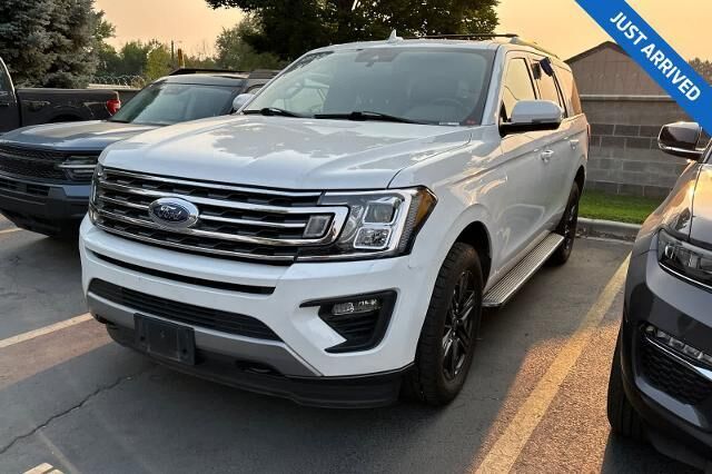 2020 Ford Expedition XLT — photo 1 of 23