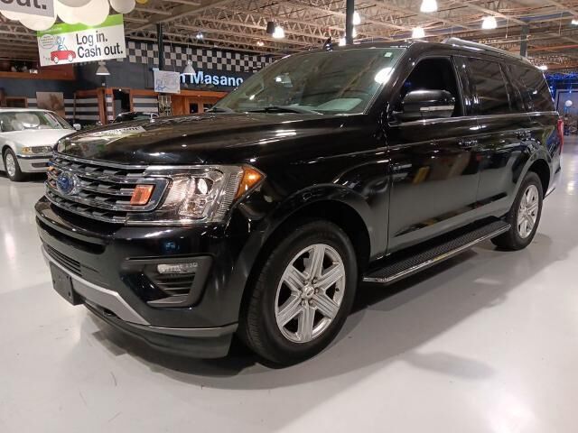 2020 Ford Expedition XLT — photo 1 of 12