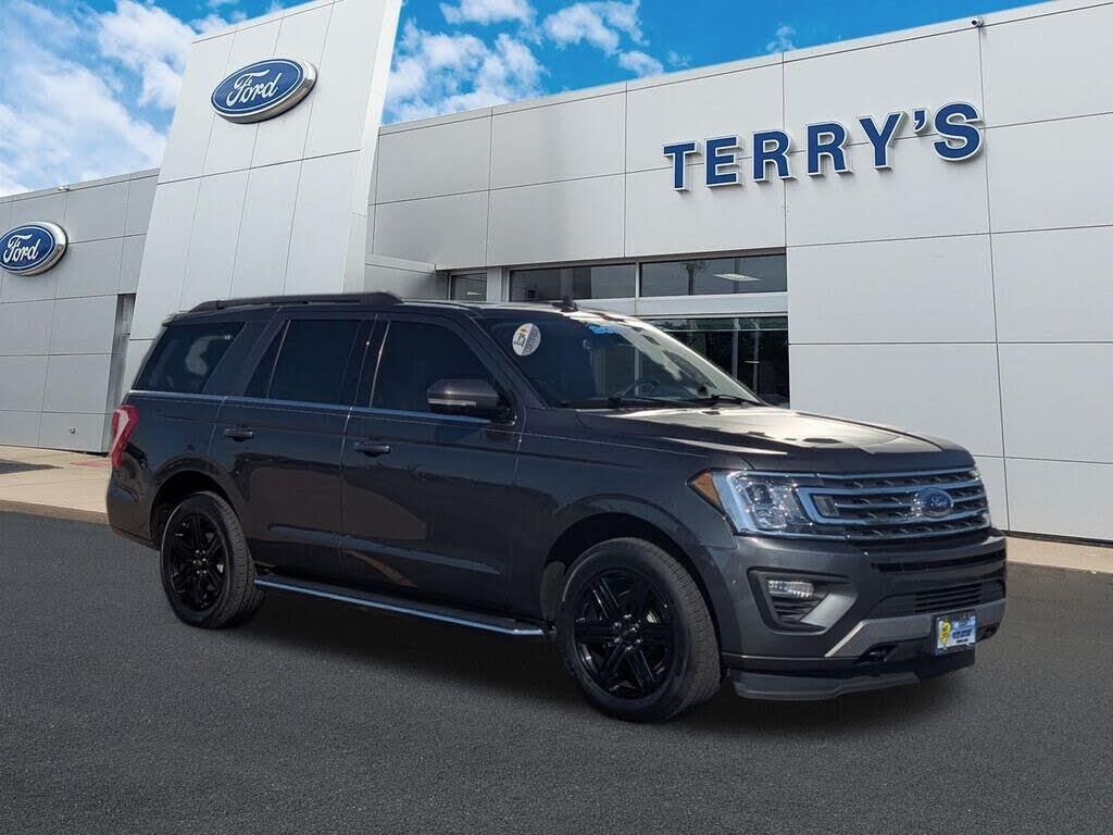 2020 Ford Expedition XLT — photo 1 of 1