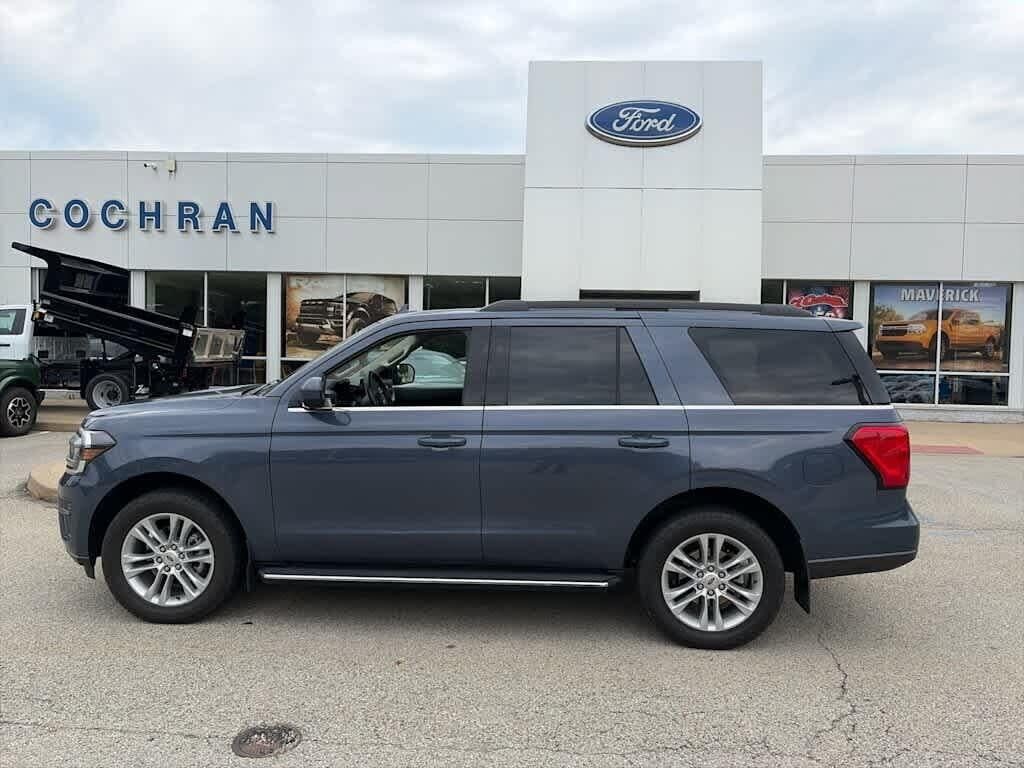 2022 Ford Expedition XLT — photo 1 of 1