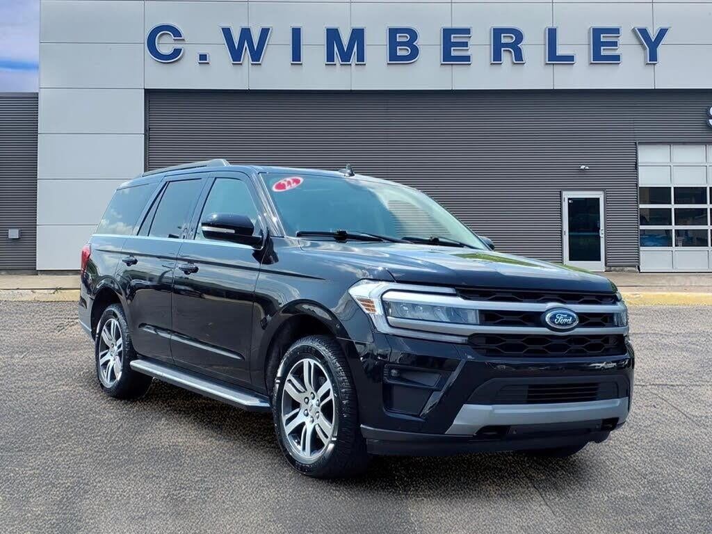 2022 Ford Expedition XLT — photo 1 of 1