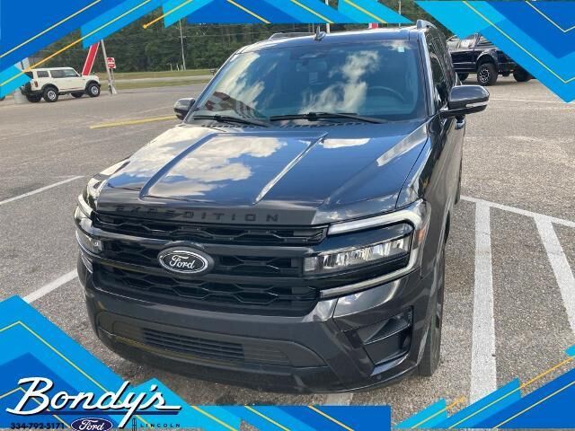 2023 Ford Expedition Limited — photo 1 of 6