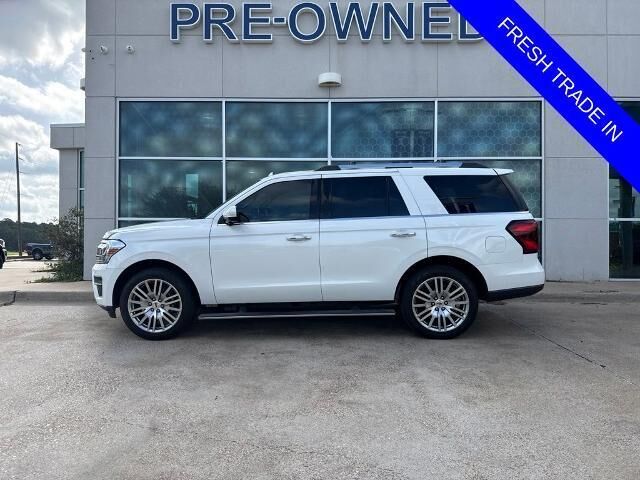 2024 Ford Expedition Limited — photo 1 of 12