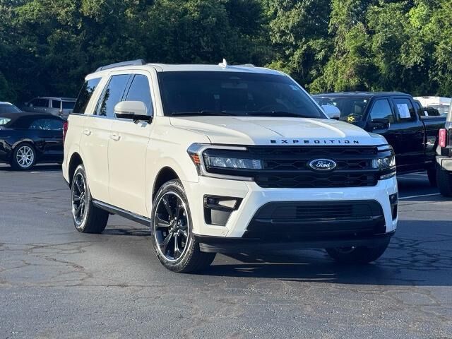 2024 Ford Expedition Limited — photo 1 of 39