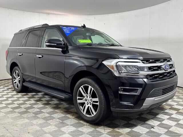 2024 Ford Expedition Limited — photo 1 of 13