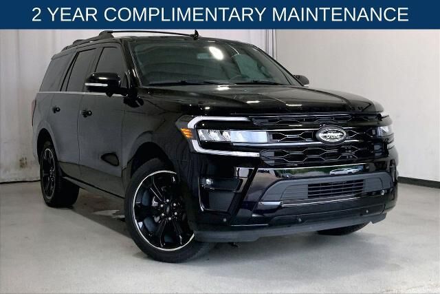 2024 Ford Expedition Limited — photo 1 of 26