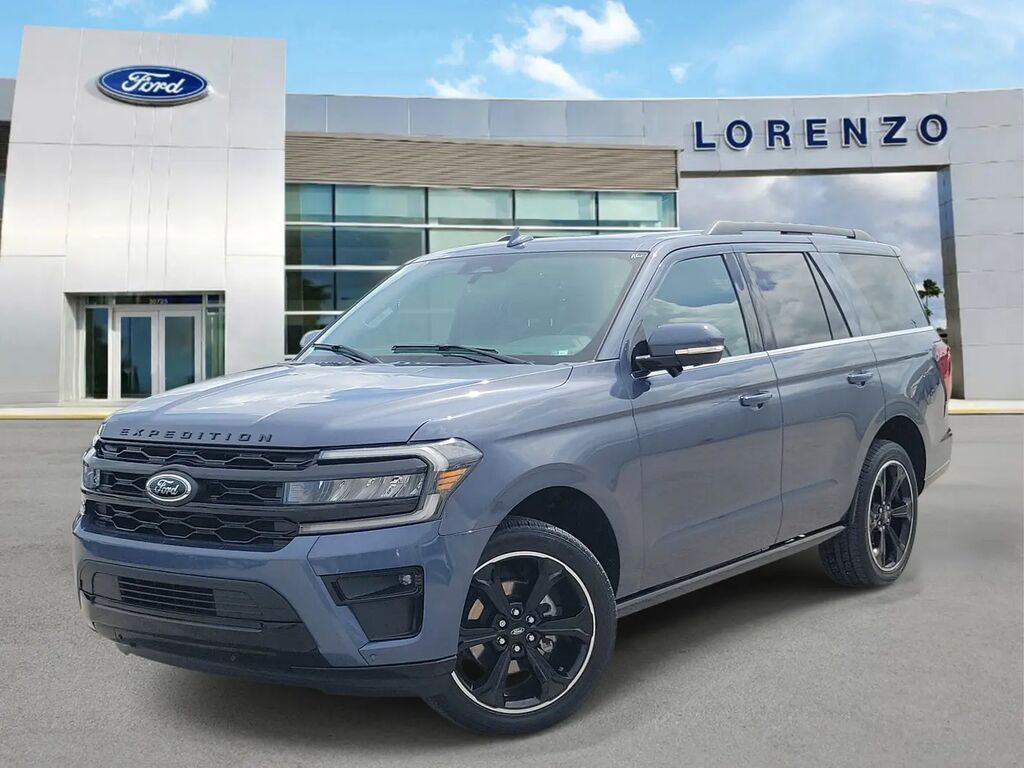 2023 Ford Expedition Limited — photo 1 of 13