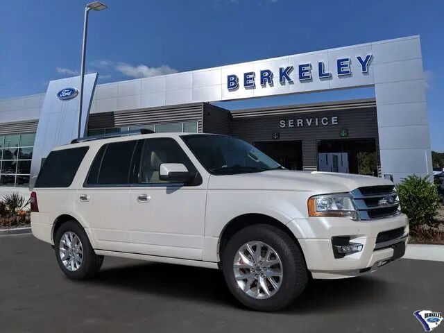 2017 Ford Expedition Limited — photo 1 of 27