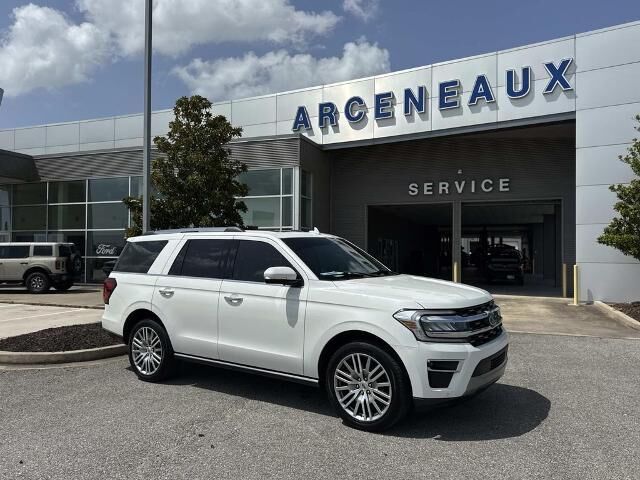 2022 Ford Expedition Limited — photo 1 of 13