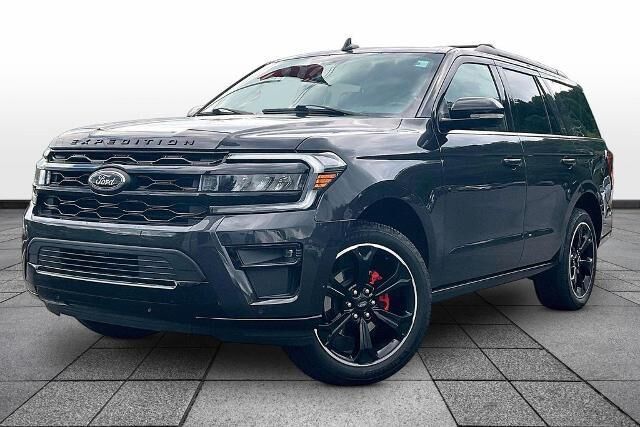 2022 Ford Expedition Limited — photo 1 of 13
