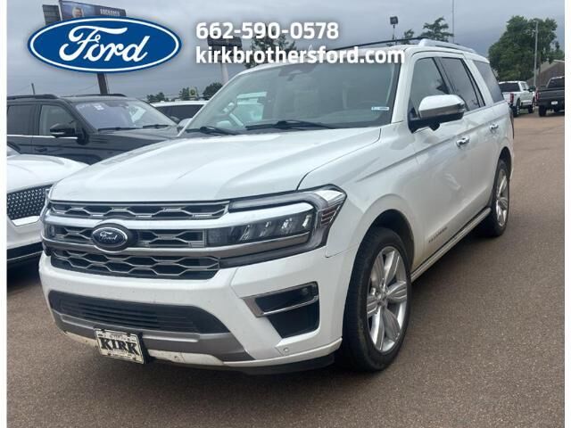 2023 Ford Expedition Platinum — photo 1 of 13
