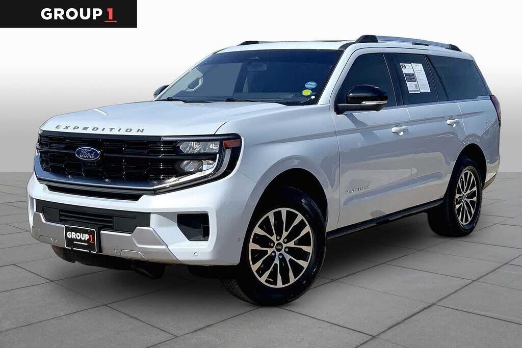 2025 Ford Expedition Platinum — photo 1 of 13