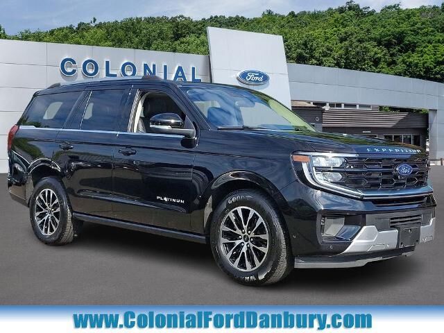 2025 Ford Expedition Platinum — photo 1 of 13